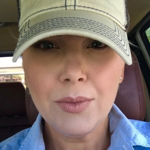 Meet your Posher, Claudette